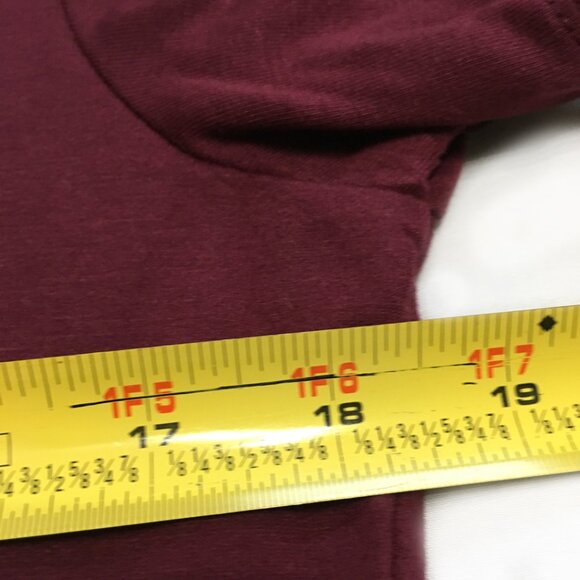 Danskin women's burgundy t-shirt size small - Picture 7 of 8